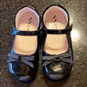 Little girl dress shoe